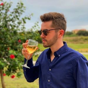 Meet your Posher, Mathew